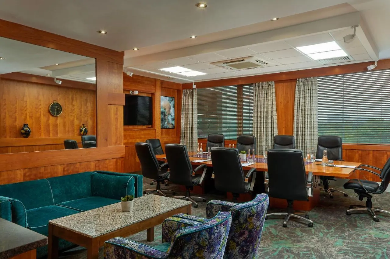 מלון Crowne Plaza Dublin Blanchardstown By Ihg