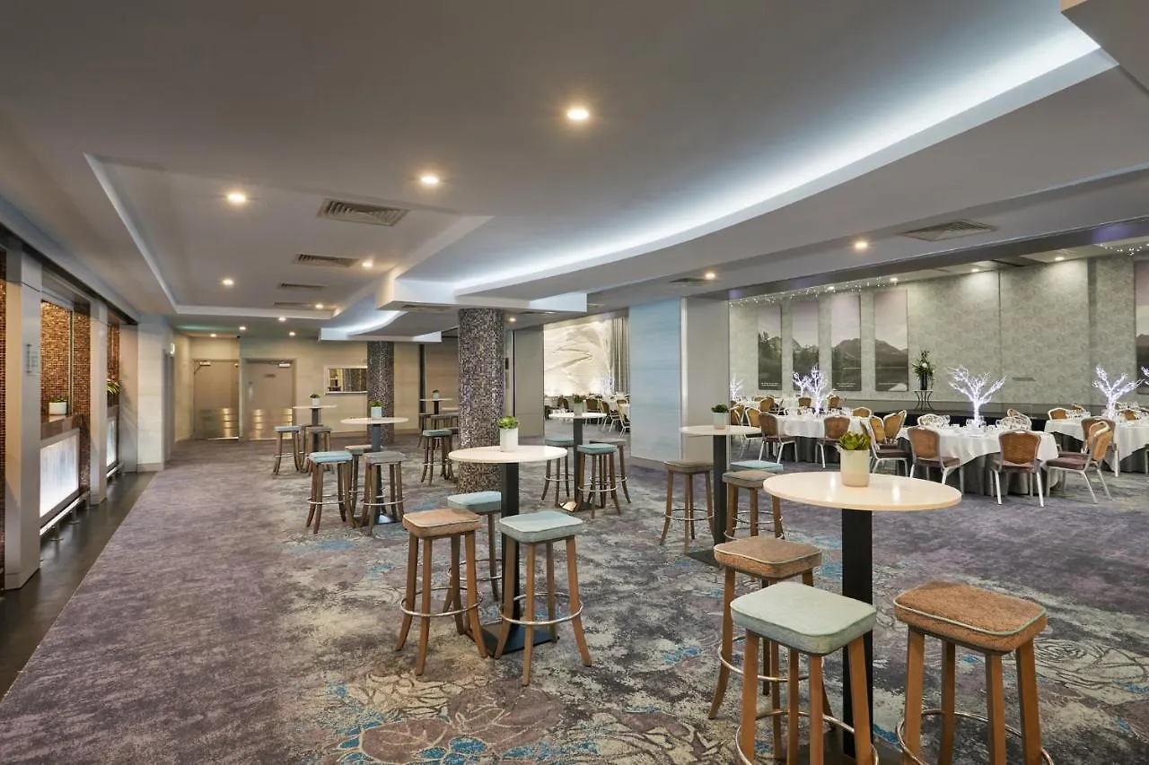 ****  מלון Crowne Plaza Dublin Blanchardstown By Ihg אירלנד