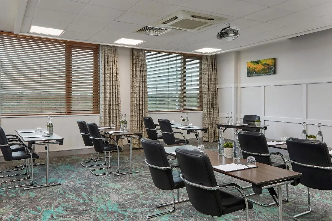 מלון Crowne Plaza Dublin Blanchardstown By Ihg