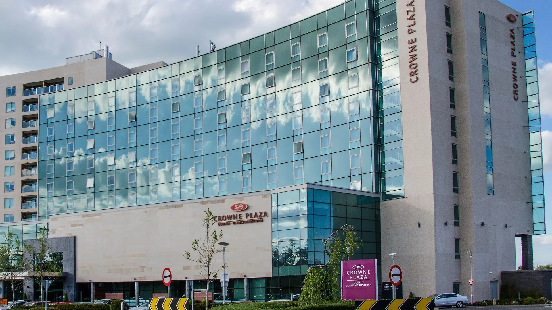 מלון Crowne Plaza Dublin Blanchardstown By Ihg