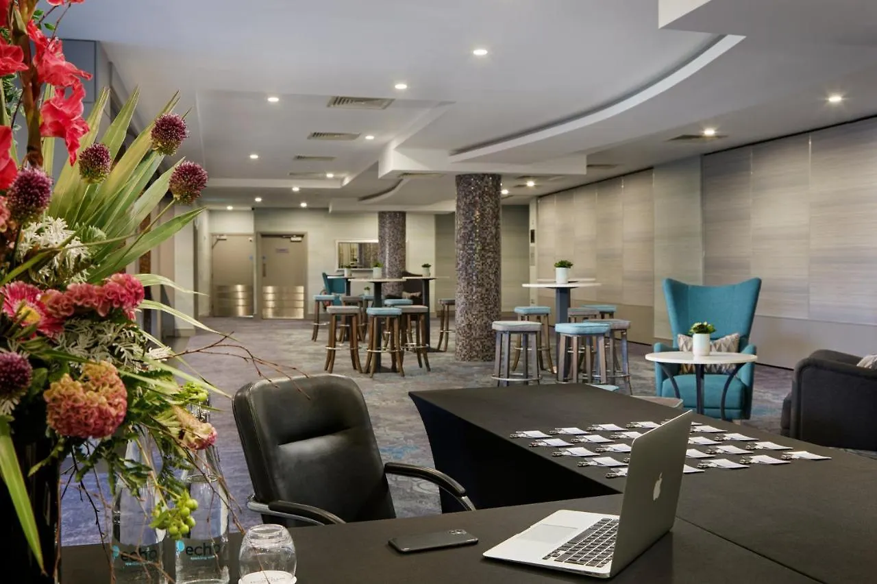 Hotel Crowne Plaza Dublin Blanchardstown By Ihg