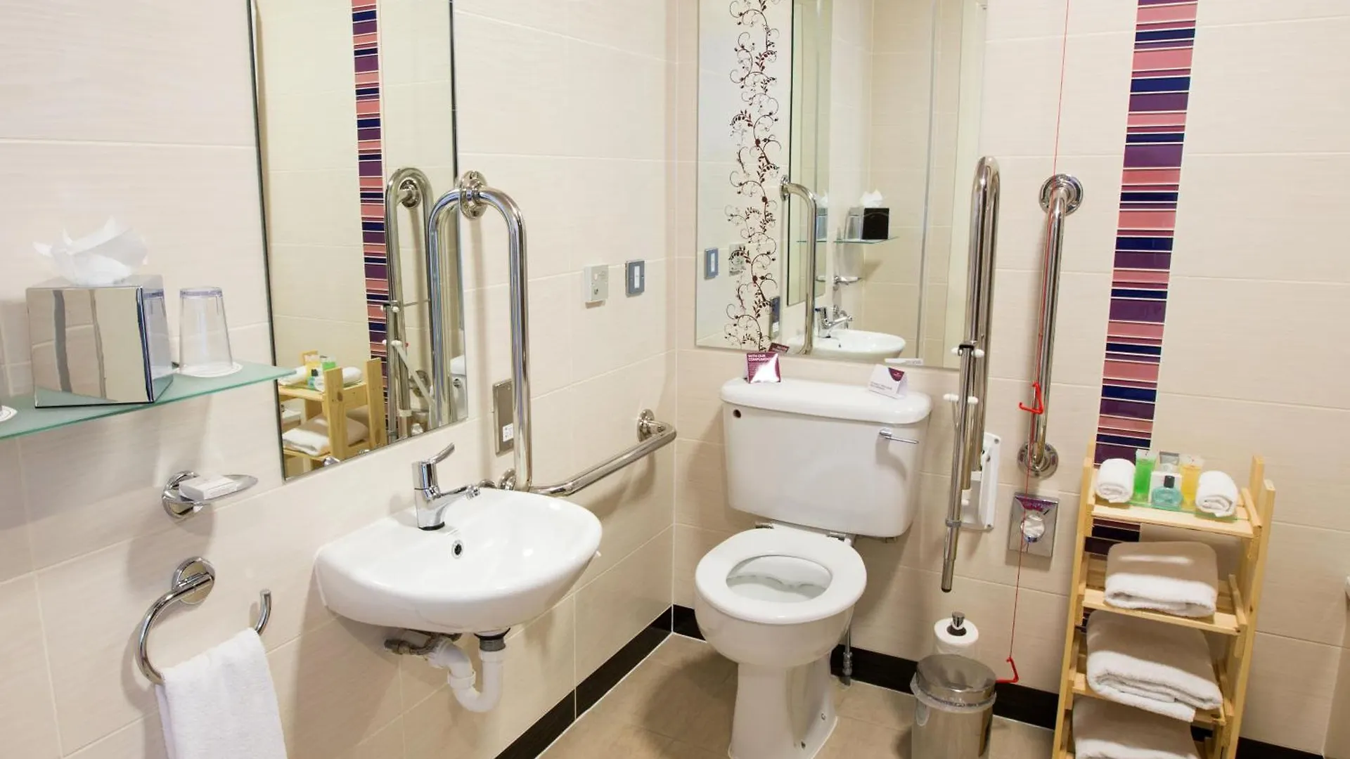 Hotel Crowne Plaza Dublin Blanchardstown By Ihg