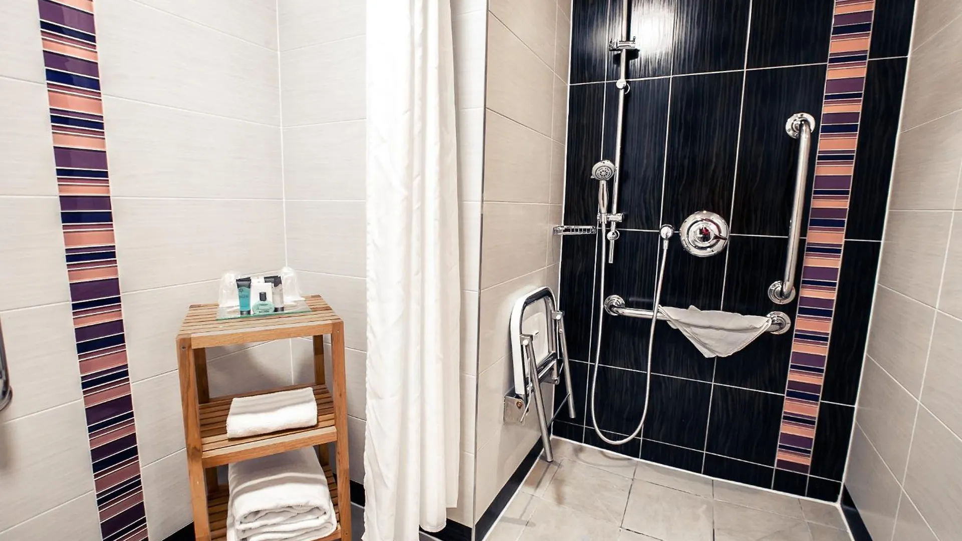 Hotel Crowne Plaza Dublin Blanchardstown By Ihg